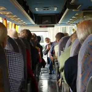 volle autocar aandacht